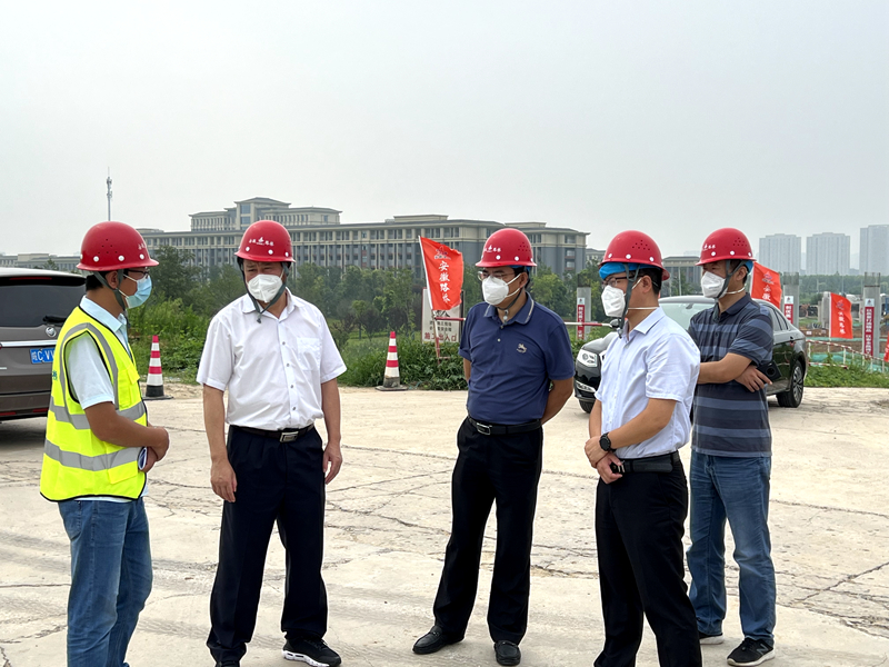 蚌埠市委常委、市委秘書長、懷遠(yuǎn)縣委書記王慶武到G206-03標(biāo)項目調(diào)研指導(dǎo)工作